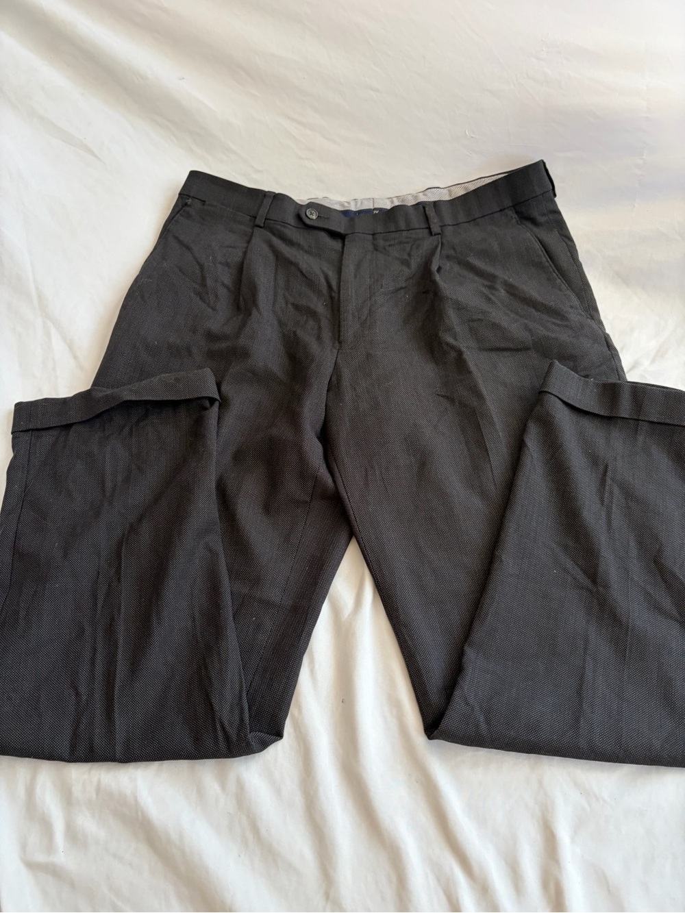 Hart Schaffner Marx Men's Charcoal Gray Pleated Cuffed Dress Pants 34x29